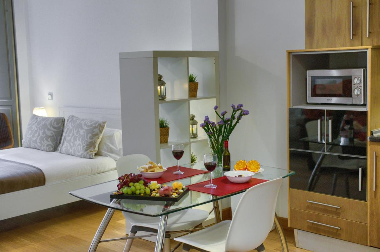LyriosHomes Apartamento Estudio La Biznaga Málaga Exterior foto